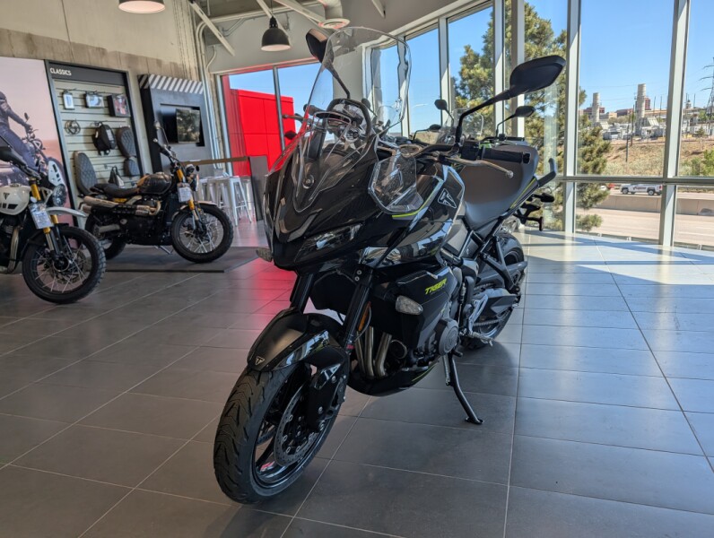 2026 TRIUMPH Tiger Sport 800