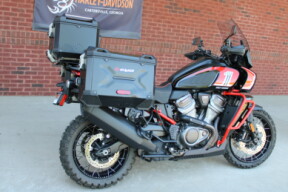 2024 Harley-Davidson® CVO™ Pan America® Legendary Orange thumb 2