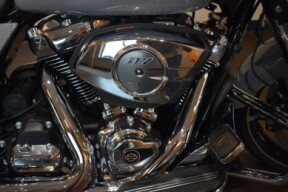 2026 Harley-Davidson® Street Glide® Dark Billiard Gray Chrome Trim thumb 1