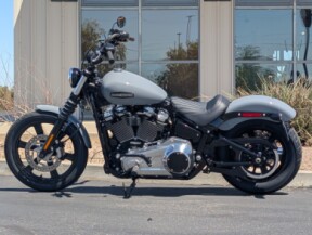 2026 Harley-Davidson® Street Bob® thumb 3