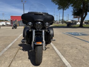 2019 Harley-Davidson® Tri Glide® Ultra thumb 1