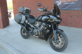 2021 Harley-Davidson® Pan America™ 1250 Special Vivid Black thumb 3