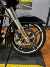 2014 Harley-Davidson® Street Glide® DAYTONA BLUE thumb 1
