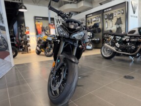 2026 Triumph Street Triple 765 RS thumb 2