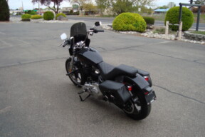 2023 Harley-Davidson® Softail® Standard Vivid Black thumb 1