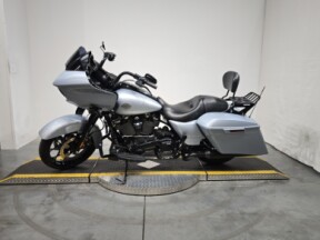 FLTRXS 2023 Road Glide® Special thumb 1