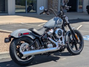 2026 Harley-Davidson® Street Bob® thumb 1