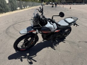 2025 Royal Enfield Himalayan 450 thumb 1