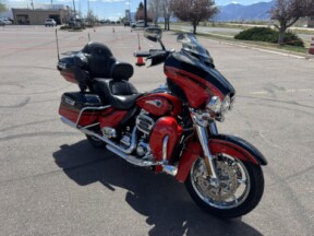 2016 Harley-Davidson® CVO™ Limited thumb 3