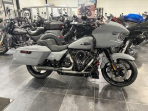 2026 Road Glide in Billiard Grey/black finish thumb 1