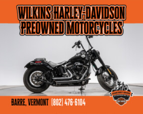 2016 Harley-Davidson FLSS Softail Slim S in Vivid Black thumb 2