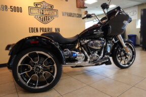 2026 Harley-Davidson HD FLTRT Road Glide 3 thumb 1