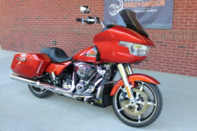 2024 Harley-Davidson® Road Glide® Whiskey Fire thumb 3