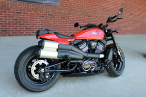 2026 Harley-Davidson® Sportster® S Blood Orange Black Trim thumb 2