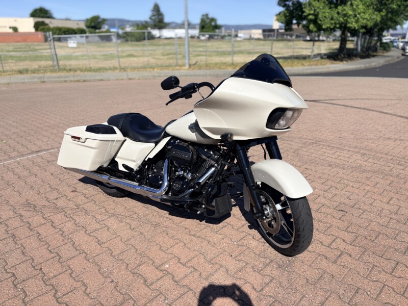 FLTRXS 2022 Road Glide® Special