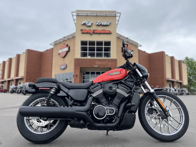 2026 Harley-Davidson® Nightster® RH975S Special Blood Orange 