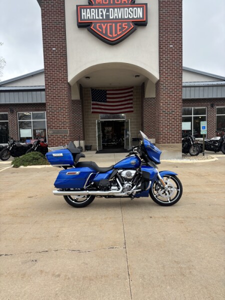 Harley-Davidson® Street Glide™ Ultra 2025 FLHXU BLUE BURST
