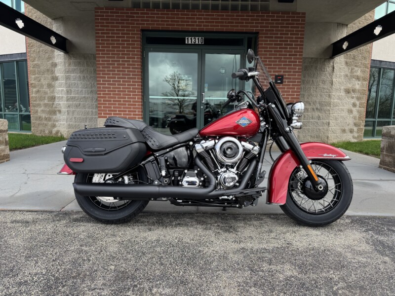 2026 Harley-Davidson® Heritage Classic Brilliant Red Black Laced Wheels