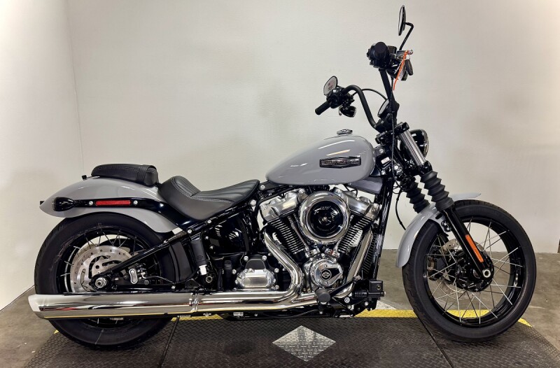 2025 Harley-Davidson® Street Bob™ FXBB