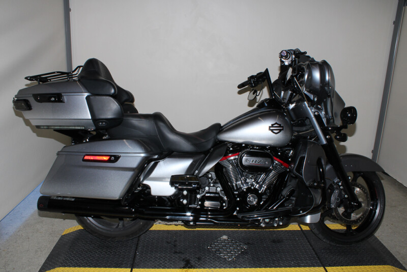 2019 Harley-Davidson CVO Limited FLHTKSE