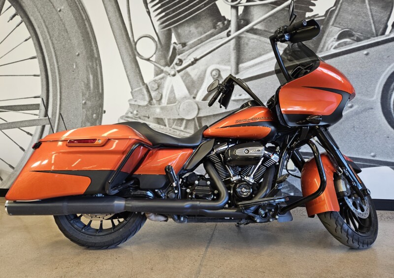 2019 Road Glide® Special FLTRXS