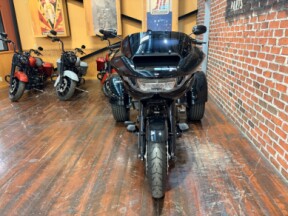 FLTRT 2026 Road Glide 3 thumb 1
