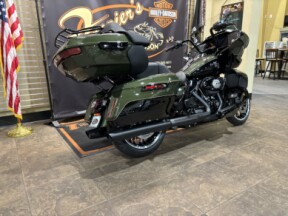 2026 Harley-Davidson® Road Glide Limited Olive Steel Metallic / Vivid Black Black Trim thumb 3