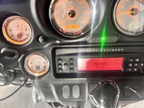 2011 Harley-Davidson® Street Glide® Merlot Sunglo thumb 0