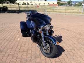 FLHTCUTG 2012 Tri Glide® Ultra Classic thumb 2