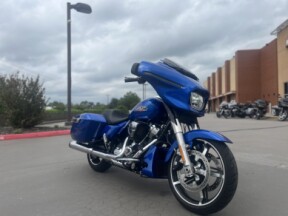 2024 Harley-Davidson® FLHX Street Glide® Blue Burst 636213 thumb 3