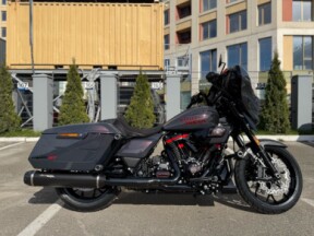 2026 Harley-Davidson® CVO™ Street Glide® ST Inferno Gray thumb 1