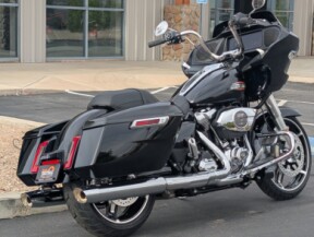 2025 Harley-Davidson® Road Glide® thumb 1