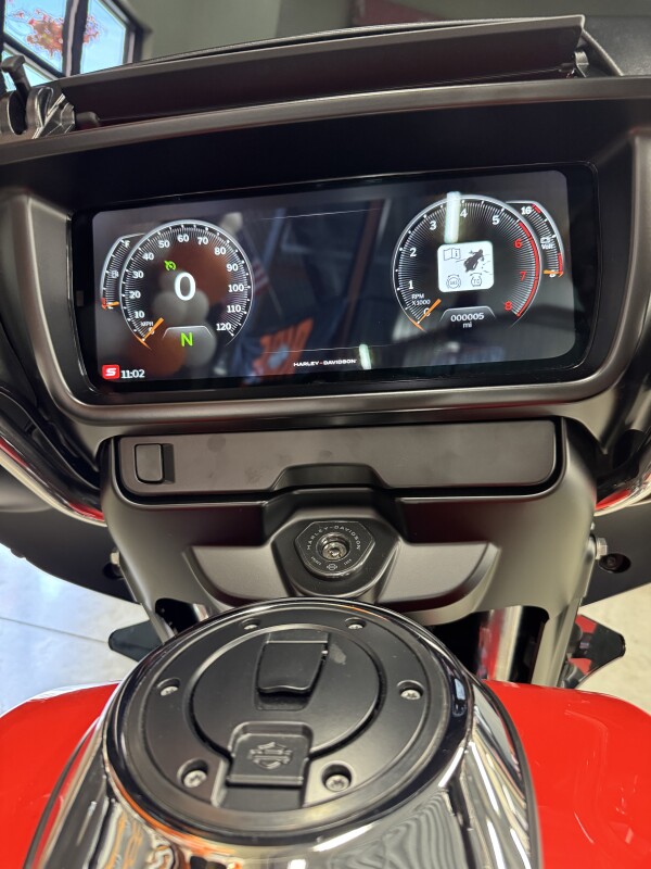 2026 Harley-Davidson® Street Glide® FLHX, photo 5