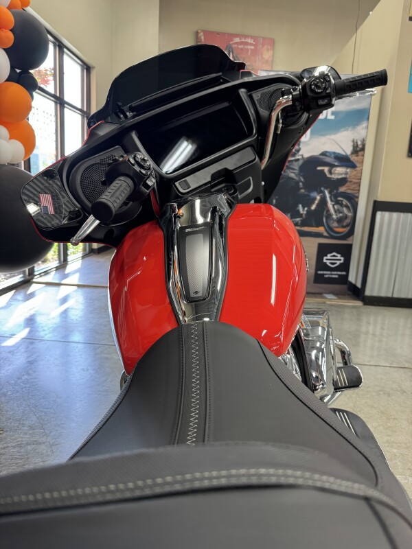 2026 Harley-Davidson® Street Glide® FLHX, photo 4