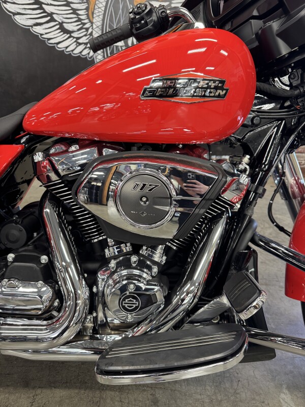 2026 Harley-Davidson® Street Glide® FLHX, photo 2