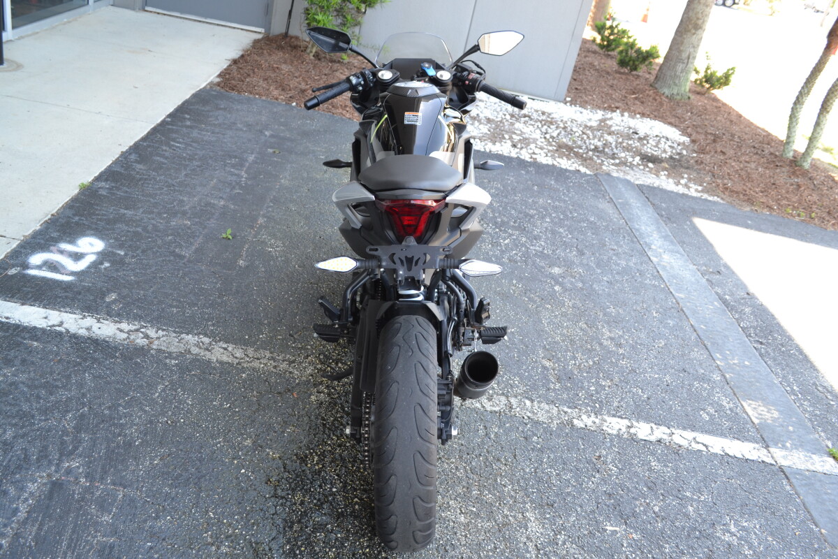2022 CFMOTO 300 SS Nebula Black, photo 7