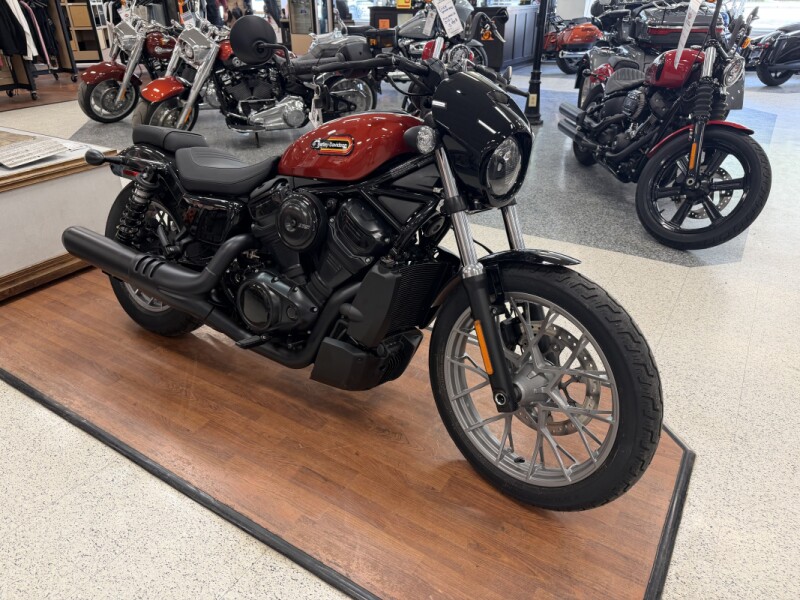 2025 Harley-Davidson® Nightster® Special Whiskey Fire