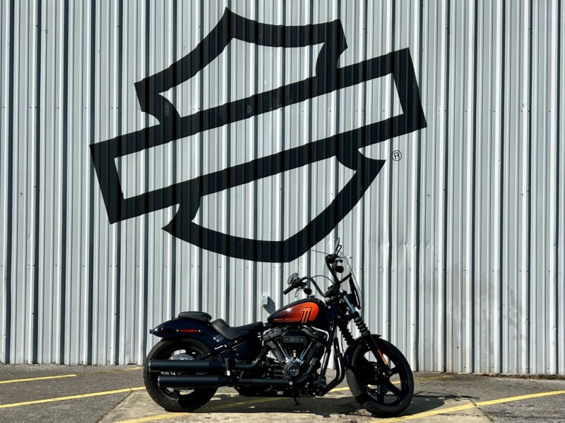 2023 Harley-Davidson® Street Bob® 114 Vivid Black