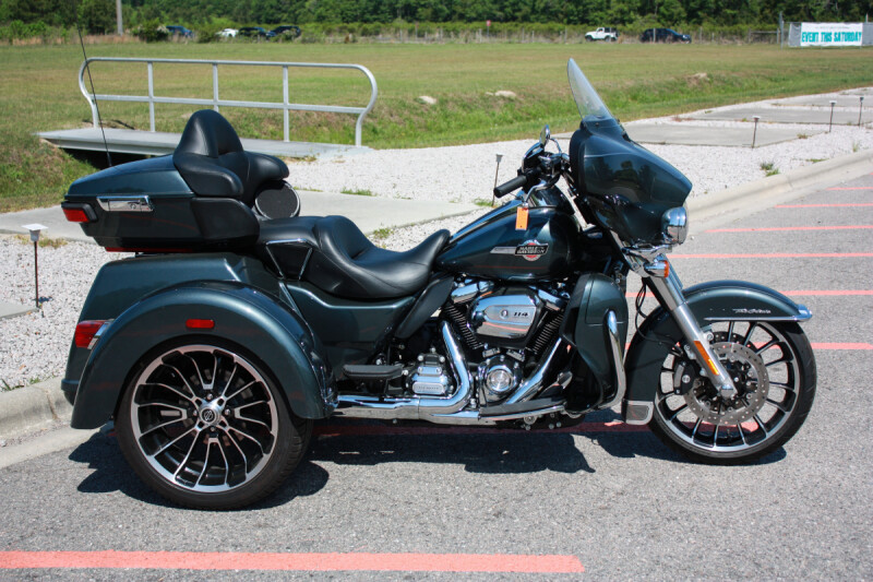 2025 Harley-Davidson® Tri Glide™ Ultra FLHTCUTG