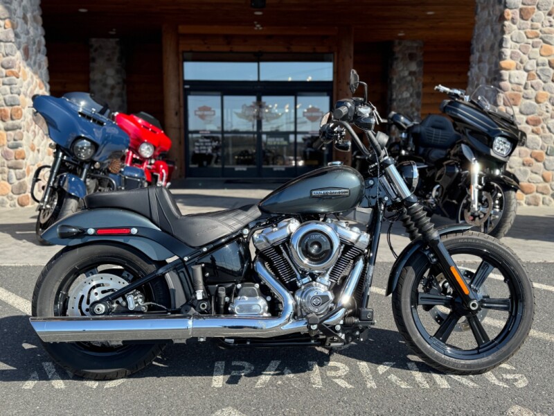 FXBB 2025 Street Bob™
