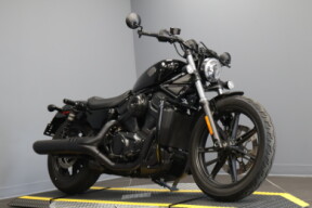 2025 Harley-Davidson® Nightster™ RH975 thumb 2