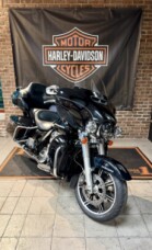 2020 Harley-Davidson® Ultra Limited Vivid Black thumb 3