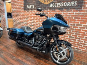 FLTRX 2026 Road Glide® thumb 2