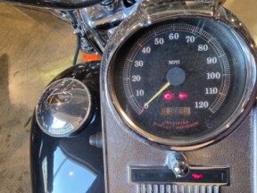 FLHRI 2001 Road King® thumb 3