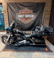 2020 Harley-Davidson® Ultra Limited Vivid Black thumb 0