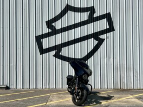 2020 Harley-Davidson® Street Glide® Special Vivid Black thumb 3