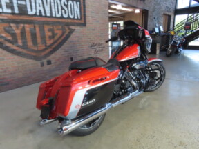 2024 Harley-Davidson® CVO™ Street Glide® FLHXSE thumb 1