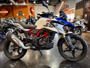 2025 BMW Motorrad G 310 GS Polar White / Racing Blue Metallic thumb 3
