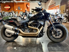 2020 Harley-Davidson® Fat Bob® 114 Vivid Black thumb 3
