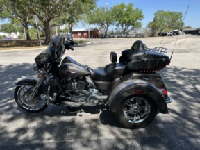 2023 Harley-Davidson® Tri Glide® Ultra thumb 0